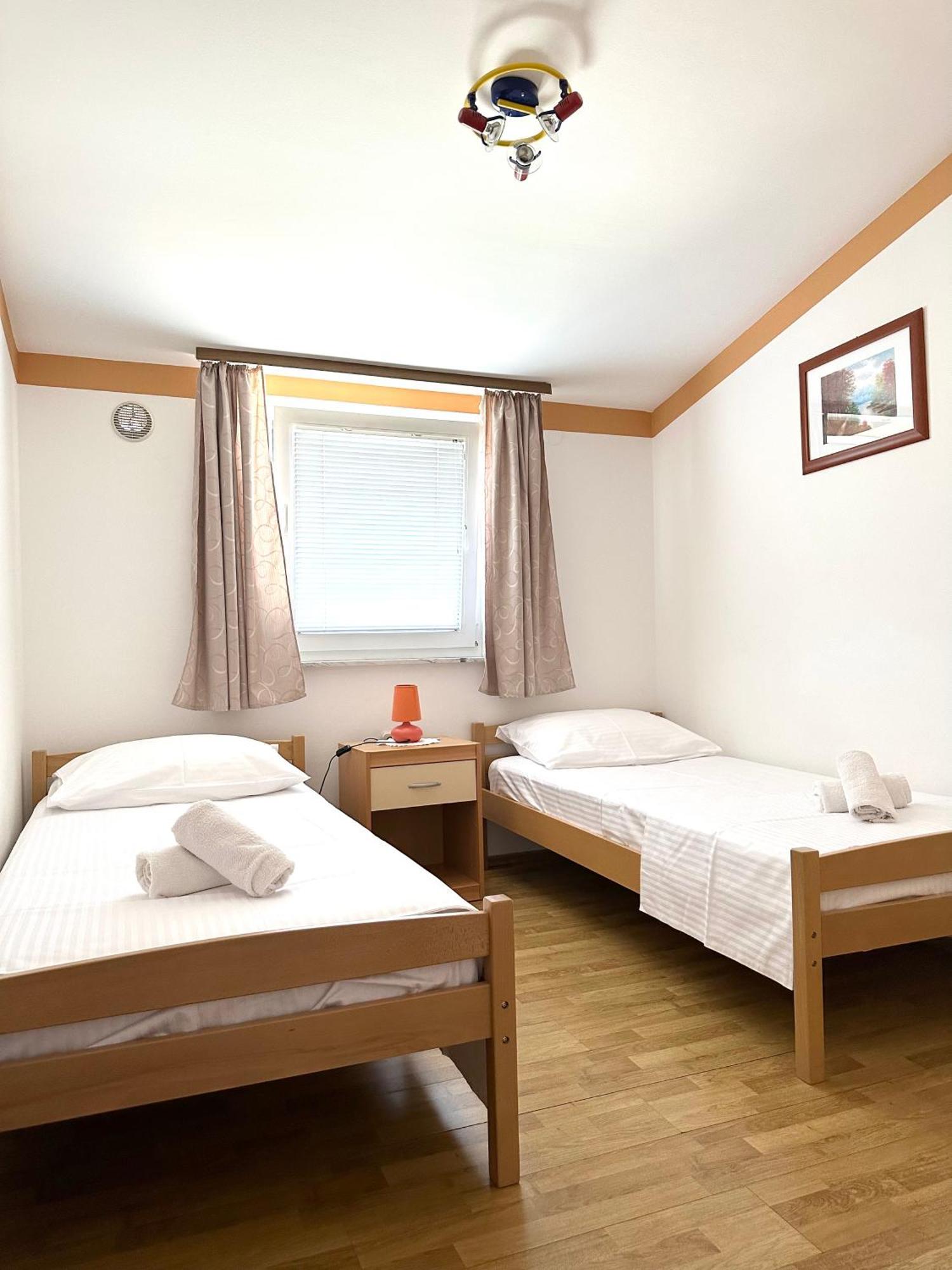 Apartmani Bermanec Vir Kültér fotó